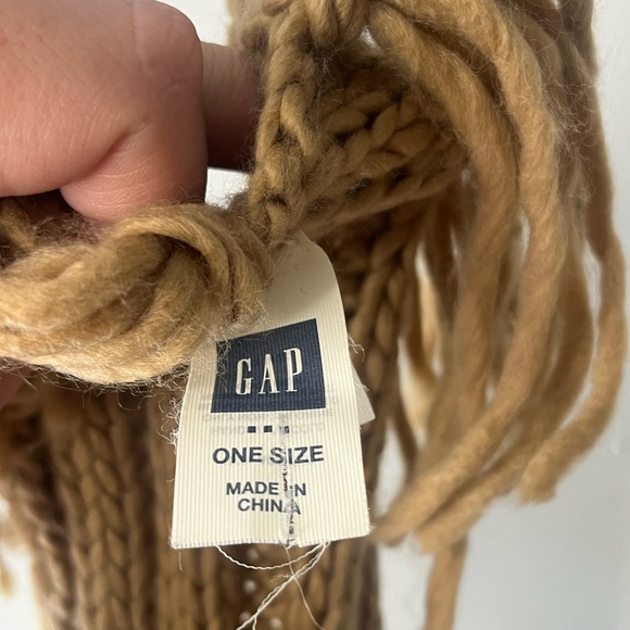 GAP Tan Cable Knit Scarf Fringe Tassels OS - Picture 5 of 6